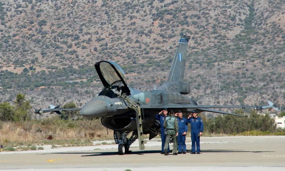 Κορονοϊός: Αξιωματικός θετικός στον ίο σε αεροπορική βάση στα Χανιά